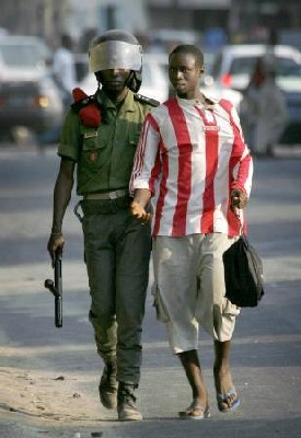 l'�tudiant de l'Universit� Cheikh Anta Diop